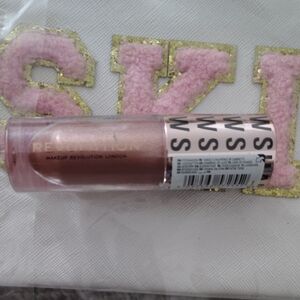 Makeup Revolution London Shadow Bomb In Rose Gold Bundle 6/$24